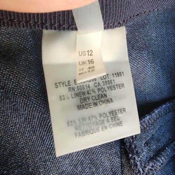 Elie Tahari Linen/Polyester Crop Pants, Size 12, Color Navy - Picture 4 of 4